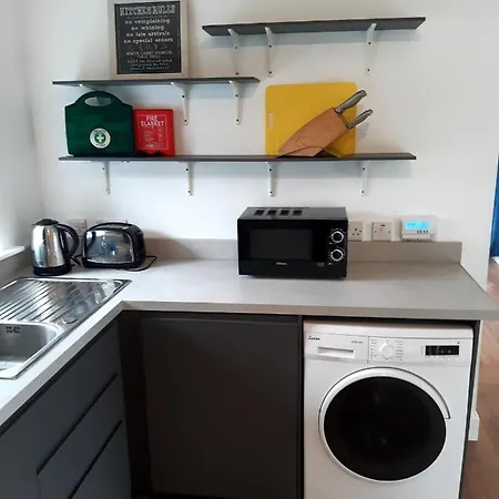 Holiday home Oldcourt 3 Bedroom *