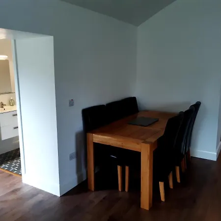 Oldcourt 3 Bedroom *