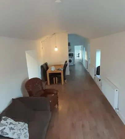 Holiday home Oldcourt 3 Bedroom