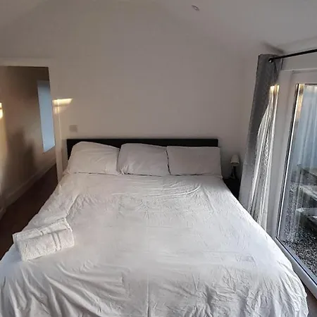 Holiday home Oldcourt 3 Bedroom
